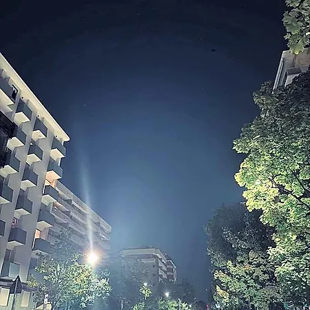 Gloria Hostel *