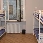 Gloria Hostal Milán