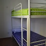 Gloria Hostal
